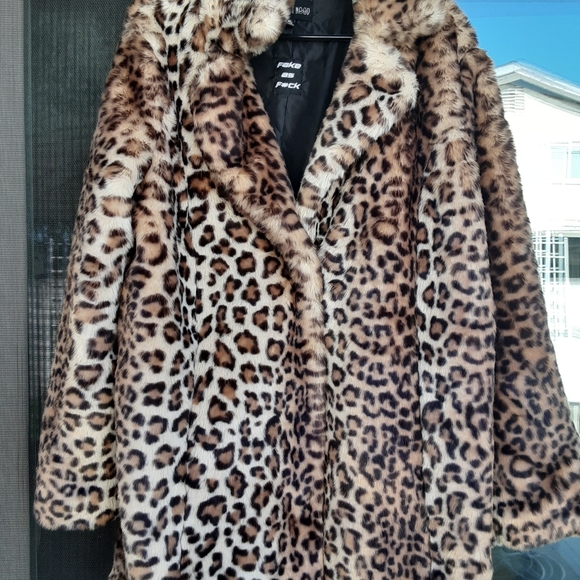 Sold.   Dolls Kill Current mood faux fur coat - Picture 4 of 11